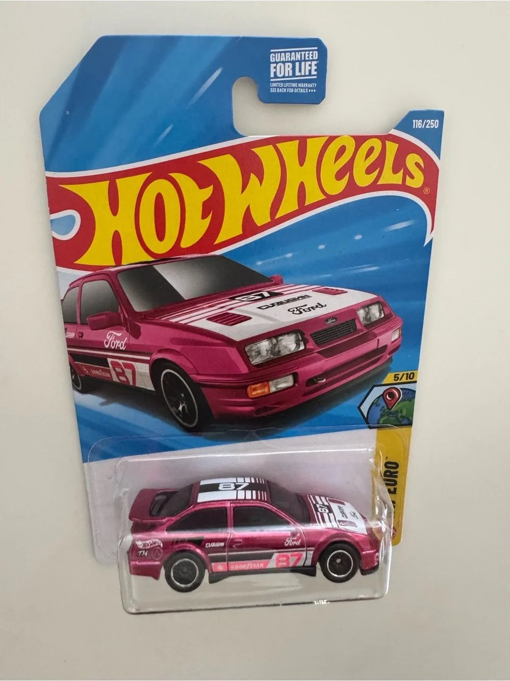 Hotwheels Ford sierra super treasure hunt